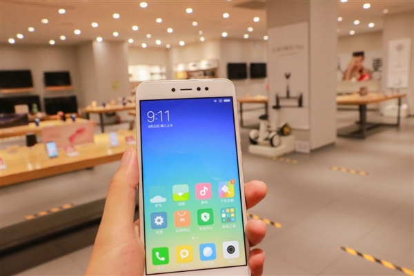 699元性价屠夫！红米Note 5A标准版/高配版真机图赏